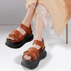 GKTINOO lato 2024, nowa gruba podeszwa Peep Toe sandały na platformie prawdziwej skóry Vintage wygodne damskie buty na koturnie