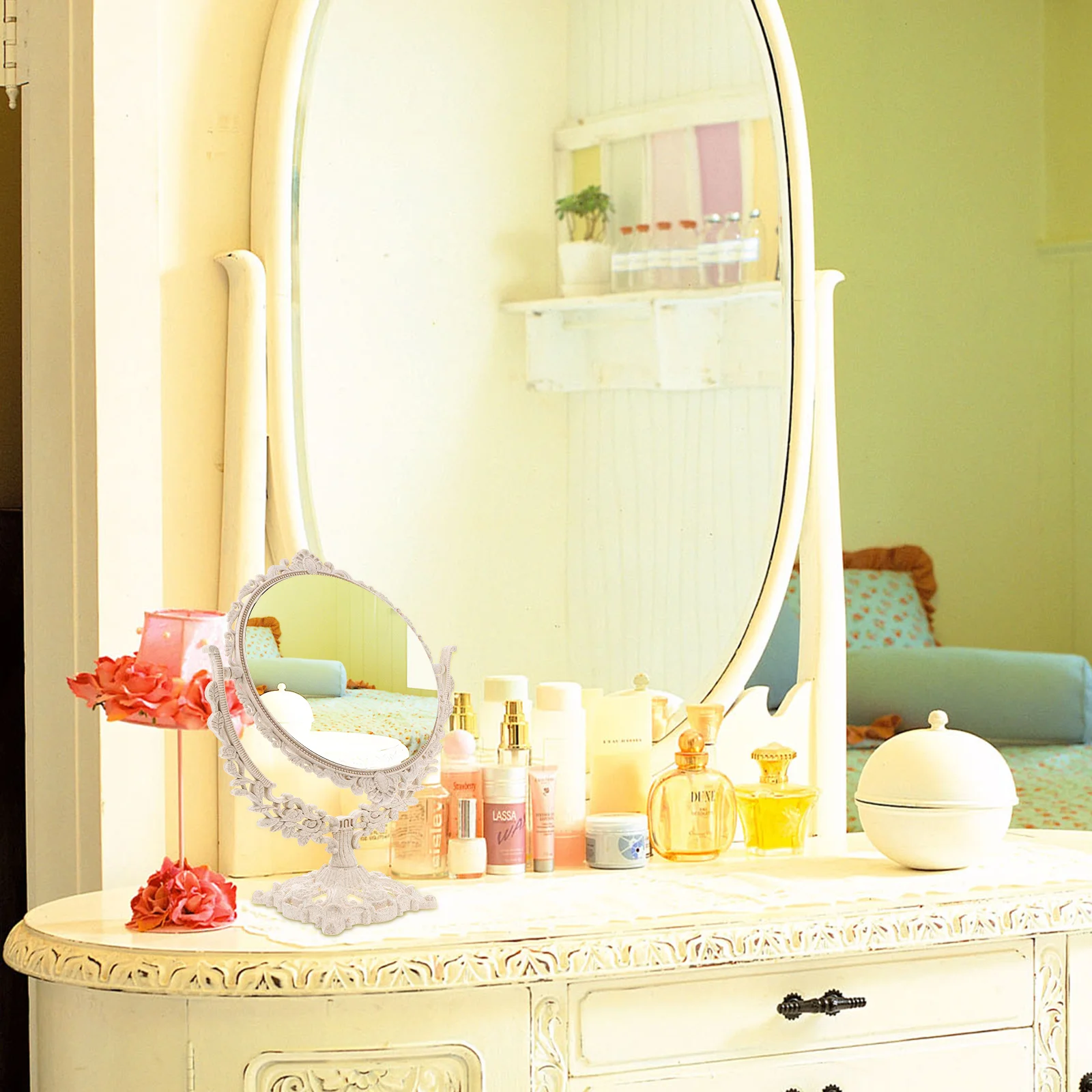 1Pcs Round Retro European Style Makeup Mirror Double-Sided Standing Rotating Vintage Mirror Desktop Bedroom