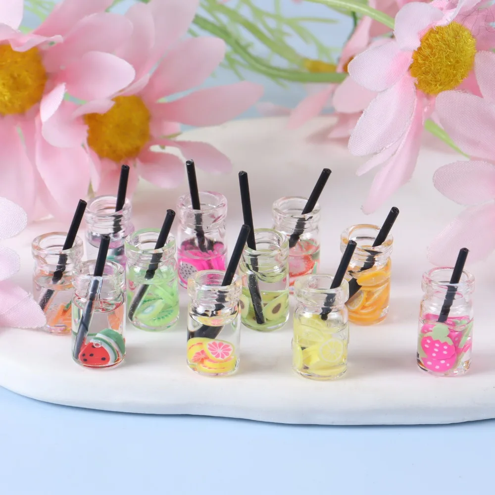 10PCS Resin Kawaii Colorful Mini Fruit Bottle Food Drinks for Doll House Kitchen Ornaments Dolls Party Children's Toys