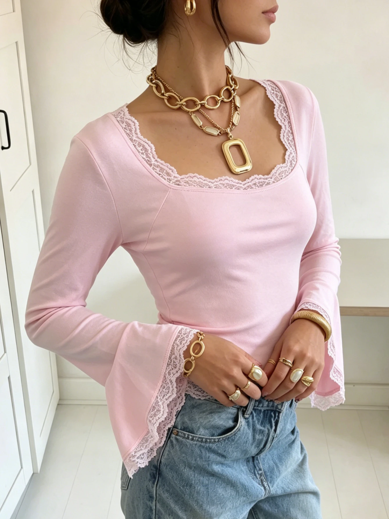 Korean New Arrival Solid Color Sexy Women's Long Sleeved Tops Spring Autumn Square Collar Lace Elegant Slim Fit Short T-shirt