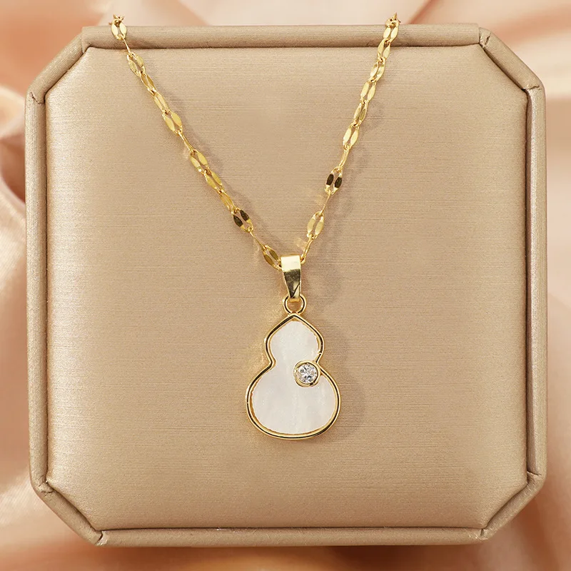 New Chinese Style White Mother-of-Pearl Gourd Necklace Luxury Pendant Simple High-End Sense Clavicle Chain Fashionable Match Acc