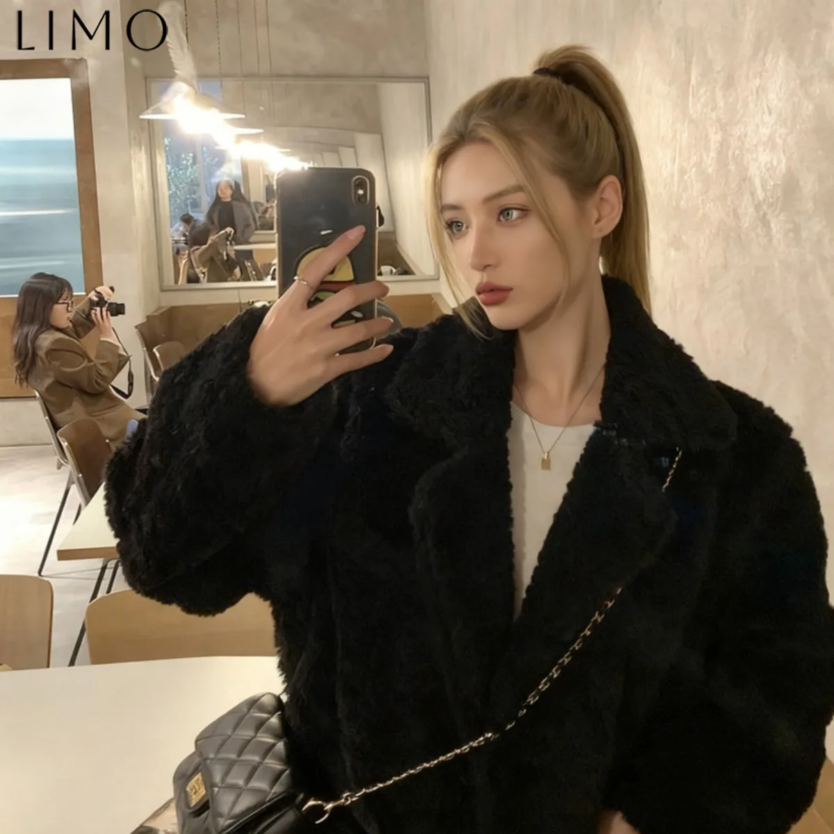 

LIMO Women’s Vintage Double Faced Wool Cotton Short Coat Button Front Commute Easy Wear Autumn Winter Daily Outfits