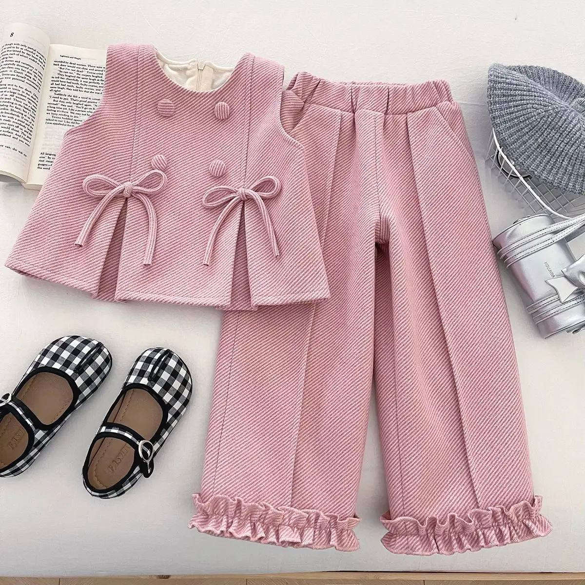 

Girls' Winter Set 2026 New Style Children's Baby Plush Vest+ Wide Leg Pants Two Piece Set for Little Girls