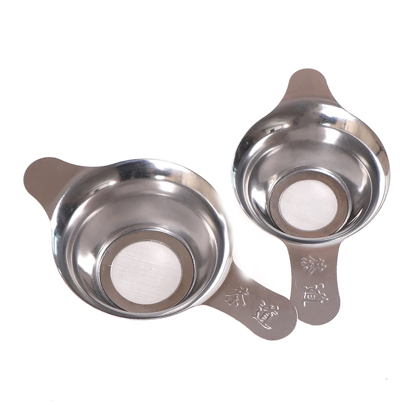Accessori per colino da tè con imbuto per foglie di tè a maglia fine con filtro per tè in acciaio inossidabile 1PC