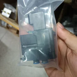 Zawór elektromagnetyczny 4MM M2.184.1111 lub 6MM M2.184.1121 M2.184.1111/05 M2.184.1121/05 do Heidelberg SM52 SM74