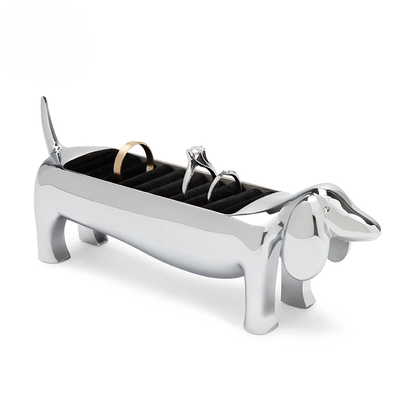 

Dachshund ring holder, jewelry rack, small jewelry storage, jewelry display rack, creative cute ring holder ornament.