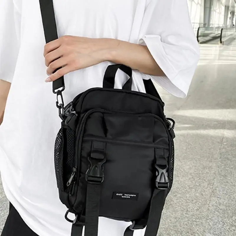 

Stylish Sling Bag Durable Nylon Shoulder Bag for Adults and Professionals 20CA