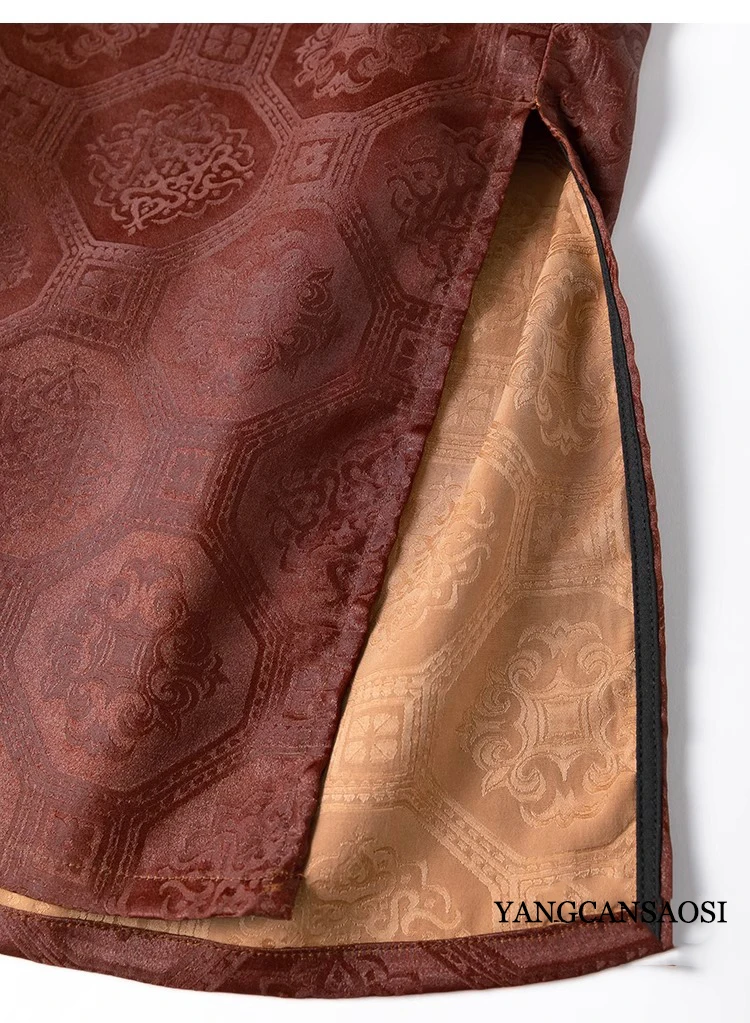 35MM Luxury Red Cloud Satin 100%Natural Mulberry Silk Fragrant Cloud Yarn New Chinese Jacquard Button Women\'s Hip Wrap Skirt
