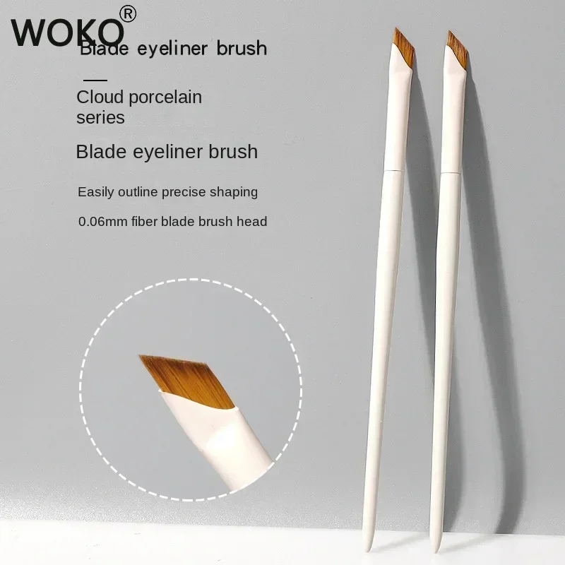 แปรงอายไลเนอร์แบบอัพเกรด แปรงเขียนคิ้วแบบแบน ปลายเรียวบางพิเศษ แปรงแต่งหน้าใต้ตา แปรงสำหรับงานละเอียด สีขาว
