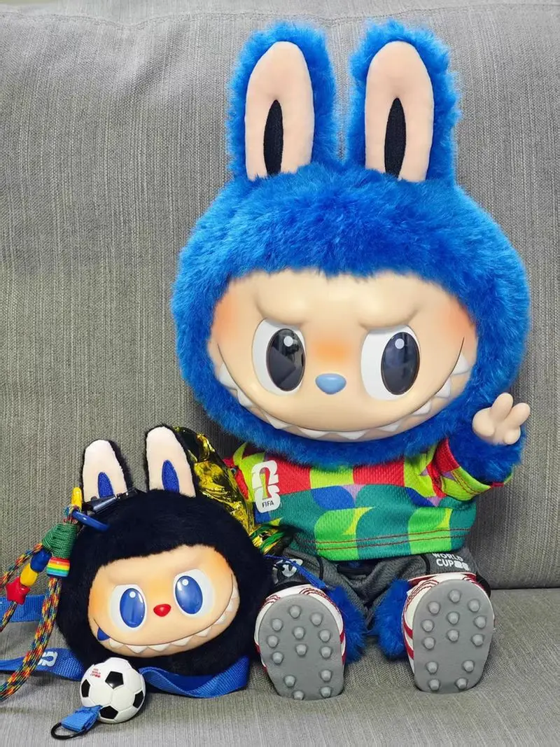 

Оригинальная плюшевая кукла Popmart The Monsters Labubu X Fifa World Cup Catch The Win, милый брелок-игрушка, подарок для фанатов и коллекционеров