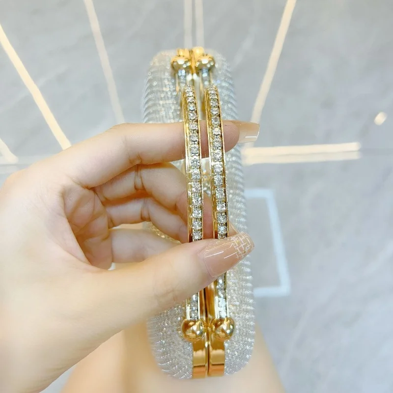 Новые женские сумки Сверкающая сумка Сумки для банкета Сумка для платья Свадебная сумка Сумка для вечеринки Маленькая квадратная сумка Женская сумка Сумка для подмышек