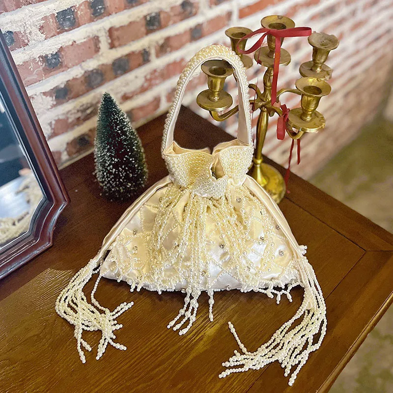 

Сумка-корзина ручной работы с жемчужными бусинами и кисточками, роскошная шелковая сумка для женщин, плетеная, для вечеринок, свадеб, вечерних мероприятий, маленькая коробчатая сумка-корзина