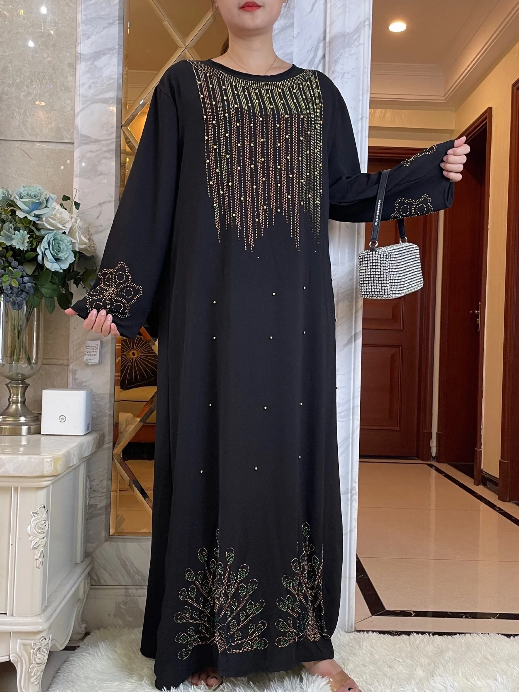 Latest Middle East Ramadan Long Sleeve Black V-neck Abaya Dubai Kimono Kaftan Caftan Turkish Islamic Clothing Muslim For Women