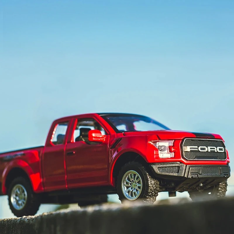 

1:32 F150 Литая под давлением модель автомобиля из сплава со звуковым светом, откатная машина, игрушки, детские подарки, литая под давлением модель автомобиля из сплава, Коллекционная модель