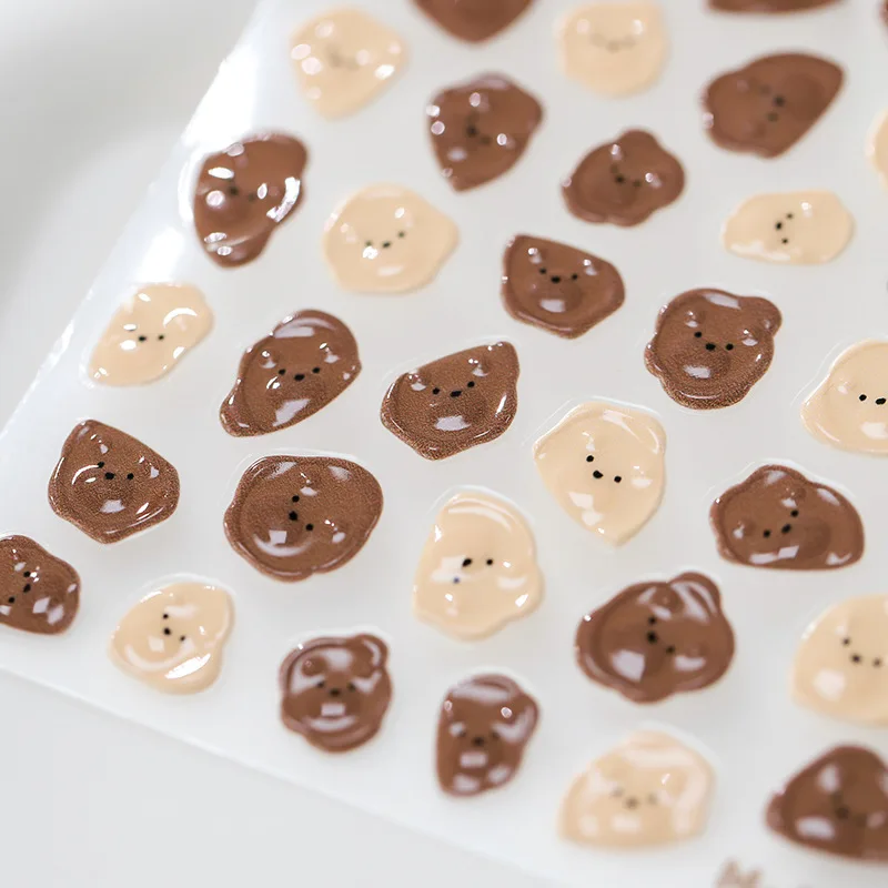 

Кусок 5D красочных наклеек для ногтей с бабочками, высококачественные трехмерные декоративные наклейки для дизайна ногтей белого и коричневого медведя