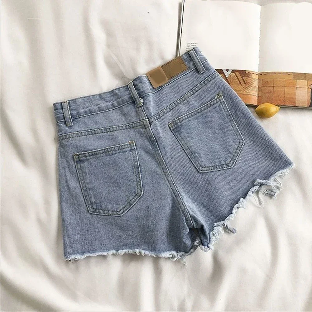 

Fashionable Women's Shorts High Waist Ripped Pants Seasonal Outfit For Spring Slight Elastic Material Solid Color Pattern