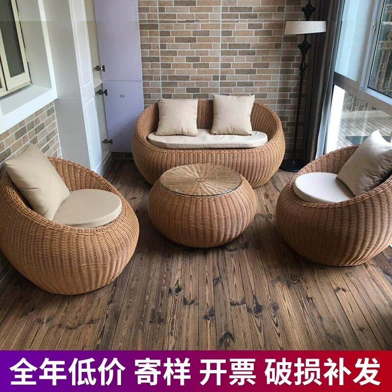 Outdoor-Sofa, Innenhof, Terrasse, Rattanstuhl, dreiteiliges Set, Couchtisch, runder Garten, Freizeit, Rattanmöbel, Rattansofa