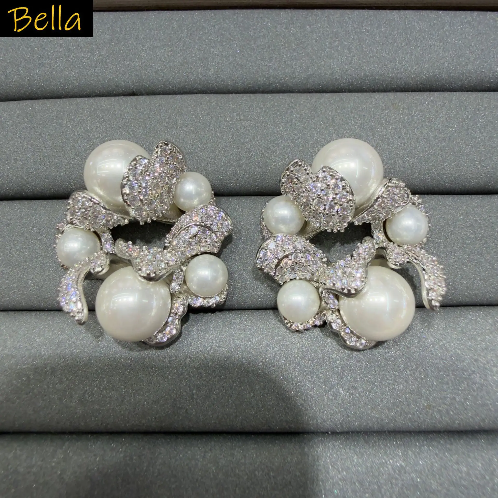 

Cubic Zirconia Floral Pearl Stud Earrings for Women Sparkly Jewelry for Women Daily Wear Party Silver Gold Plated