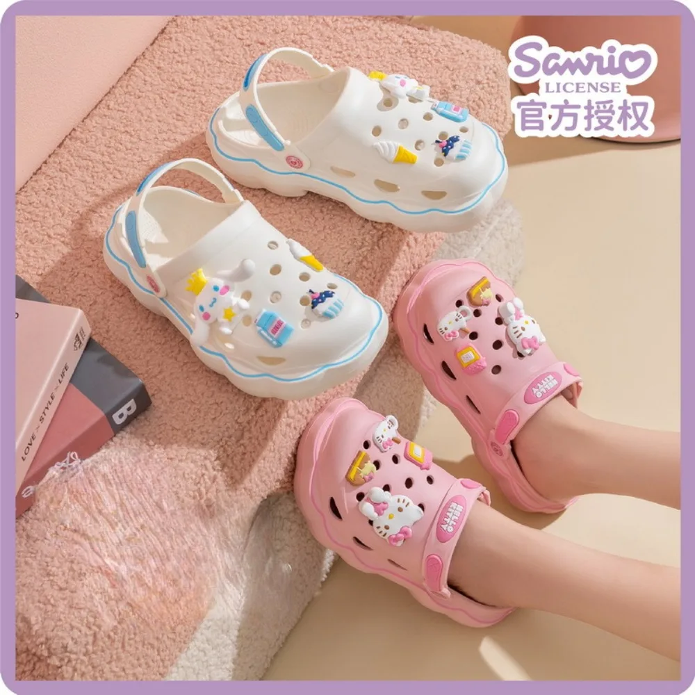 Sanrio Hello Kitty summer cute adult girl non-slip beach garden hole shoes indoor and outdoor soft-soled EVA slippers