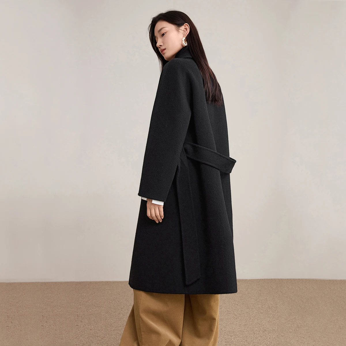 SENTUBILA Women's Double-Breasted Woolen Winter Coat Lady Outerwear 2025 Commuter Business Mid-Length Belted Overcoat W54OA8781