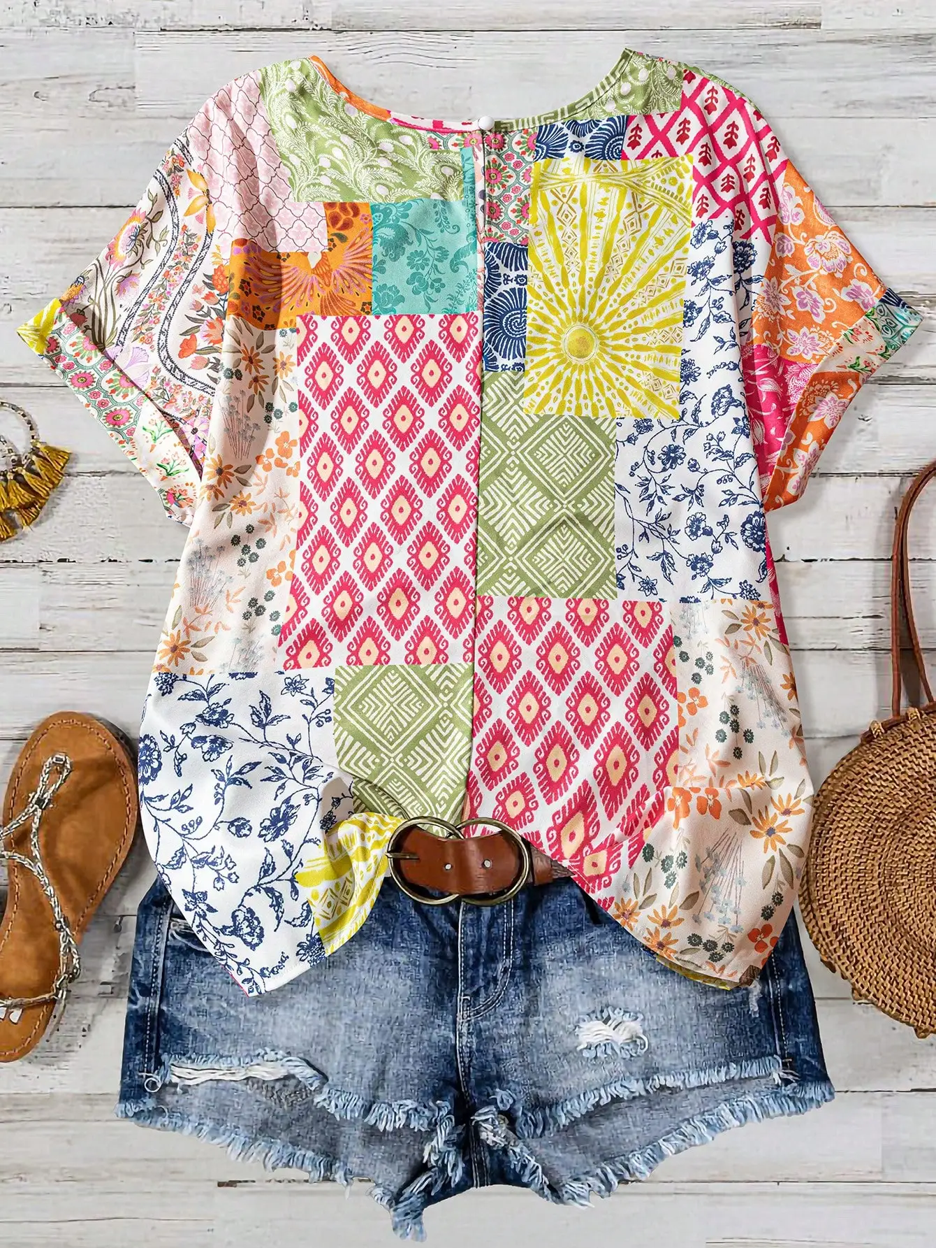 

Patchwork Floral Print Round Neck Short Sleeve Casual Blouse