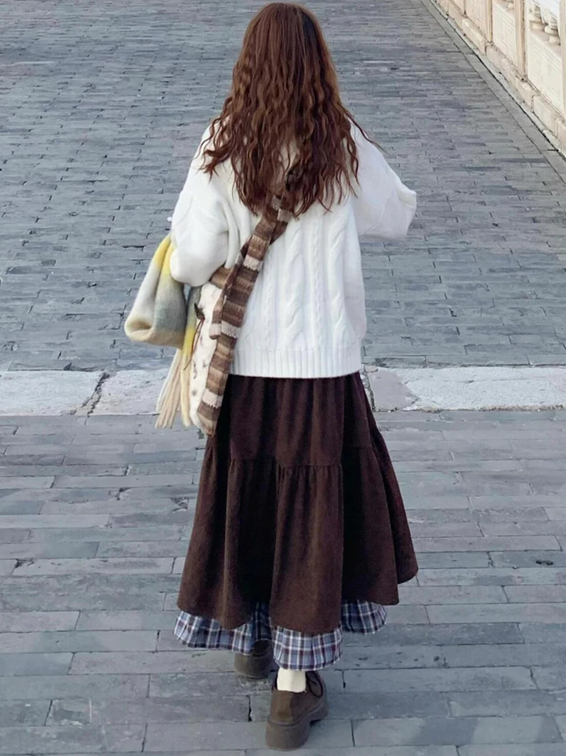 Falda de pana de estilo coreano para mujer Otoño Invierno cintura alta contraste Color faldas gruesas Retro cálido marrón A-line faldas largas