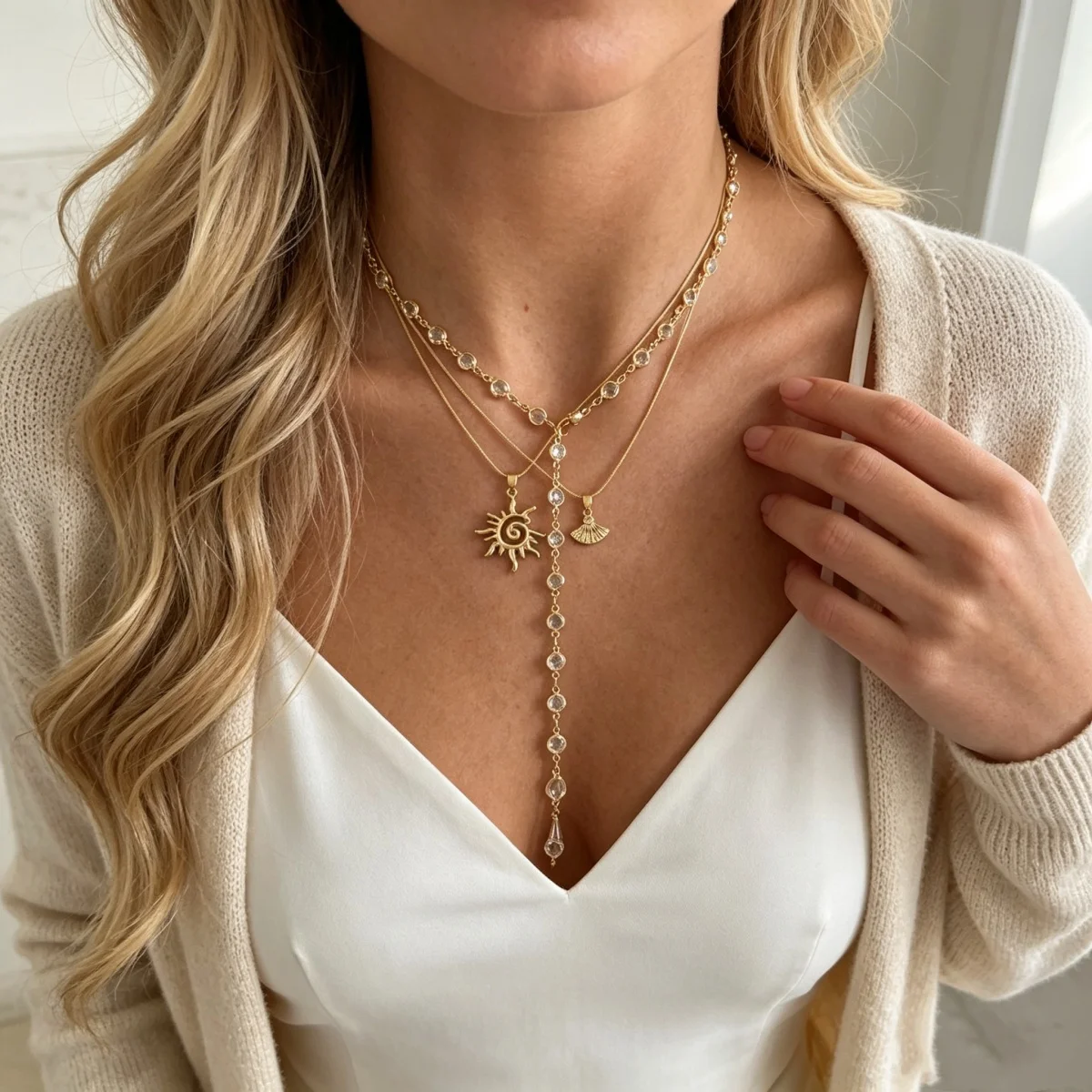 Mehrschichtiger Sonnenblumen-Anhänger, runde, klare Kristall-Y-förmige Halskette für Damen und Herren, zierliche ästhetische Sonnenblumen-Choker-Party-Schmuckstücke – Detail 7