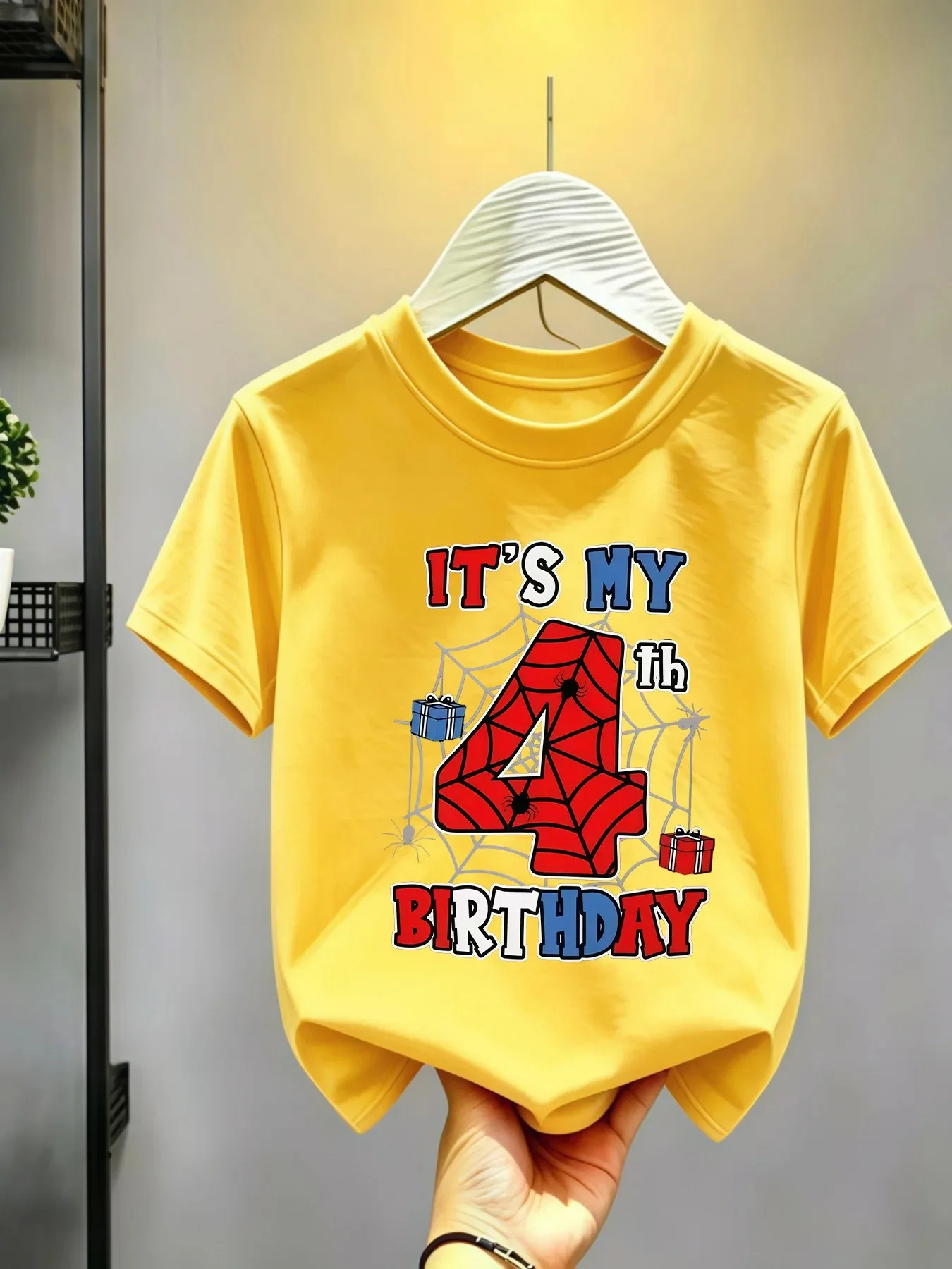 4. Geburtstag, Spinnennetz-Motiv, Geschenk, Helden-Print, passende Baumwoll-T-Shirts für die ganze Familie, kurzärmelige Oberteile für Mama, Papa, Jungen und Mädchen, für den täglichen Gebrauch. – Detail 4