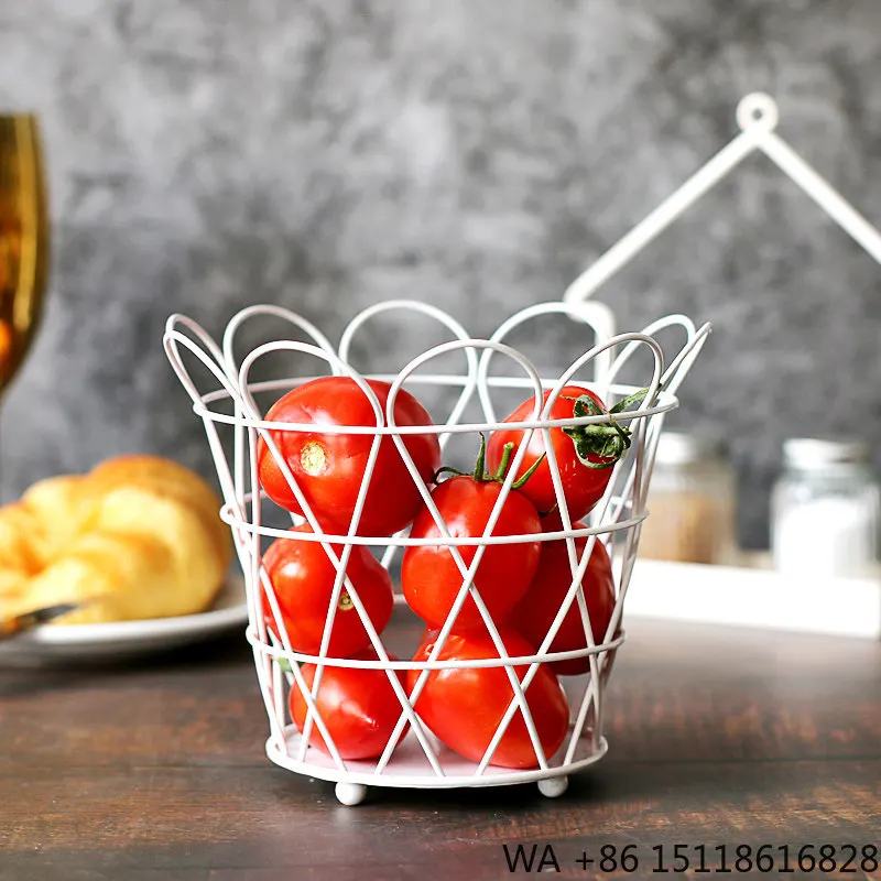 Nordic White Handmade Hollow-out Trendy Iron Fruit Basket Small Creative Home-use Living Room Candy Snacks Miscellaneous Items
