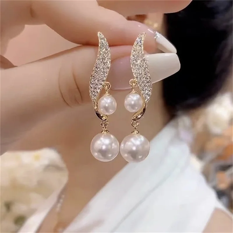 

2025 New Classic Elegant Crystal Long Tassel Imitation Double Pearl Pendant Earrings Women's Pendant Earrings Wedding , Jewelry