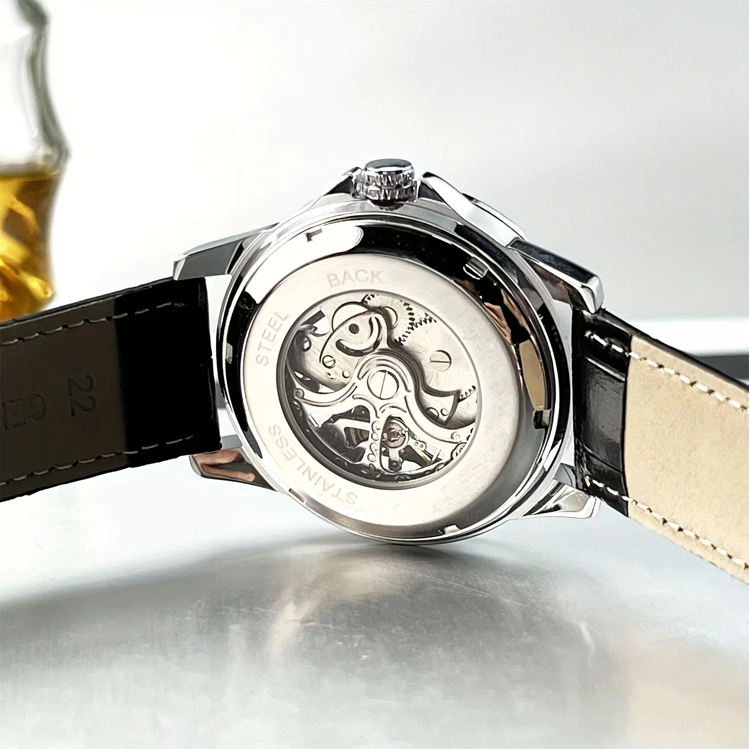 Luxury Men's Watch, Business-Style Skeleton Automatic Mechanical Watch, Fashionable Watch, Stylish Business Simple and Handsome Birthday Gift Box Watch, No Battery Required
