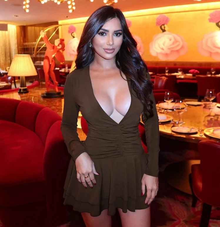 Feminino novo elegante chique vestido de festa chegada profundo decote em v cor sólida reunido cintura dupla camada plissado curto mini vestido