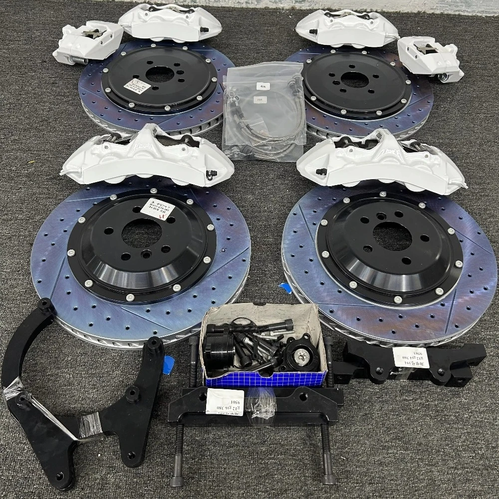 

Factory Brebo GT6 6 Piston Brake Kit 6 Piston Caliper 6 Piston Brakes 380MM Line Hole for E23 E32 E38 E65 E66 F01 F02 G11 G12