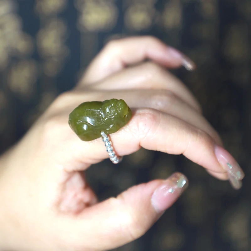 

Natural Xiuyu Jade Pixiu Ring for Women, Elastic Style, a Retro, Exquisite, Fashionable and Ornately Carved Finger Ring