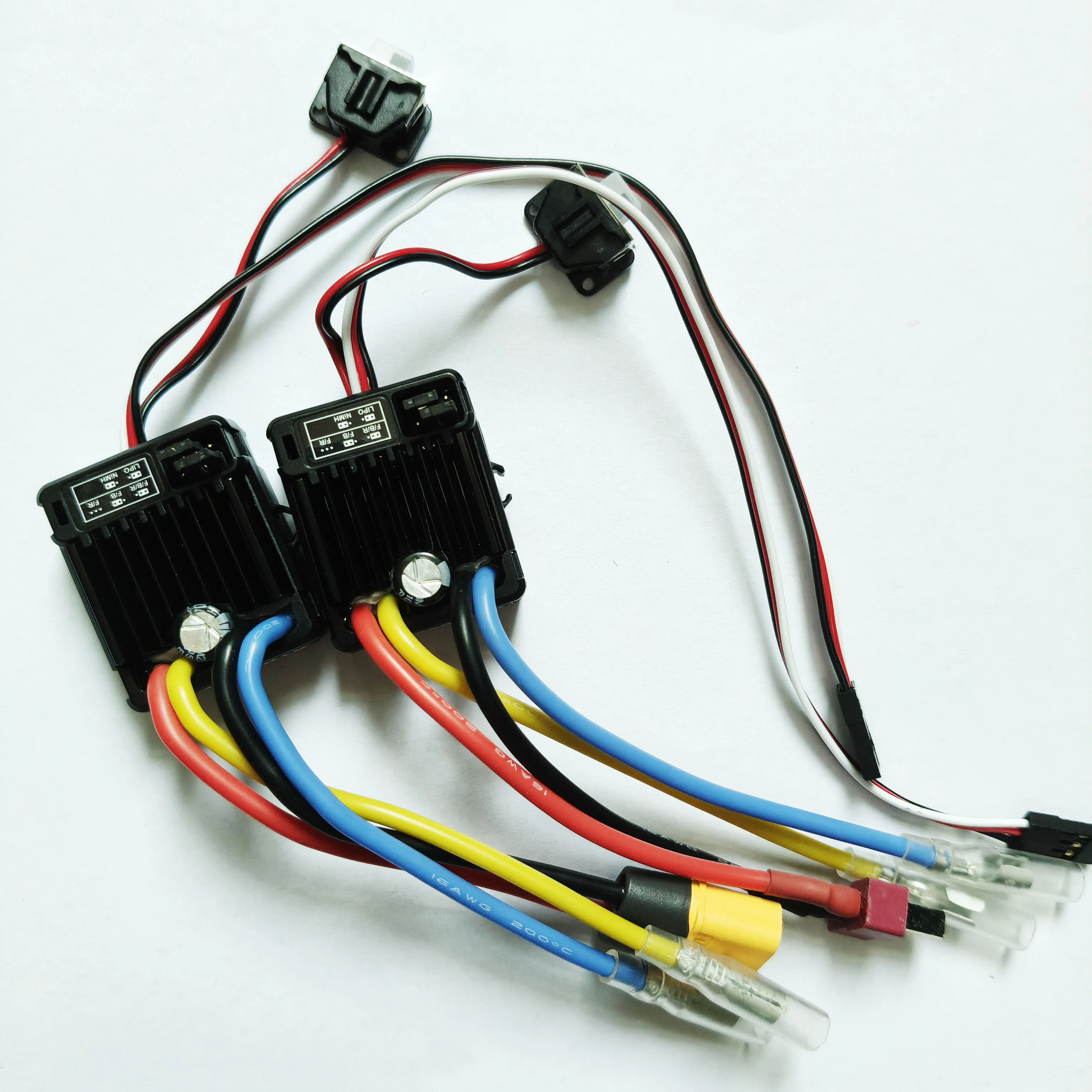 

HobbyWing brushed waterproof ESC electronic speed controller 60A withT plug (WP-1060-RTR), suitable for remote control toys