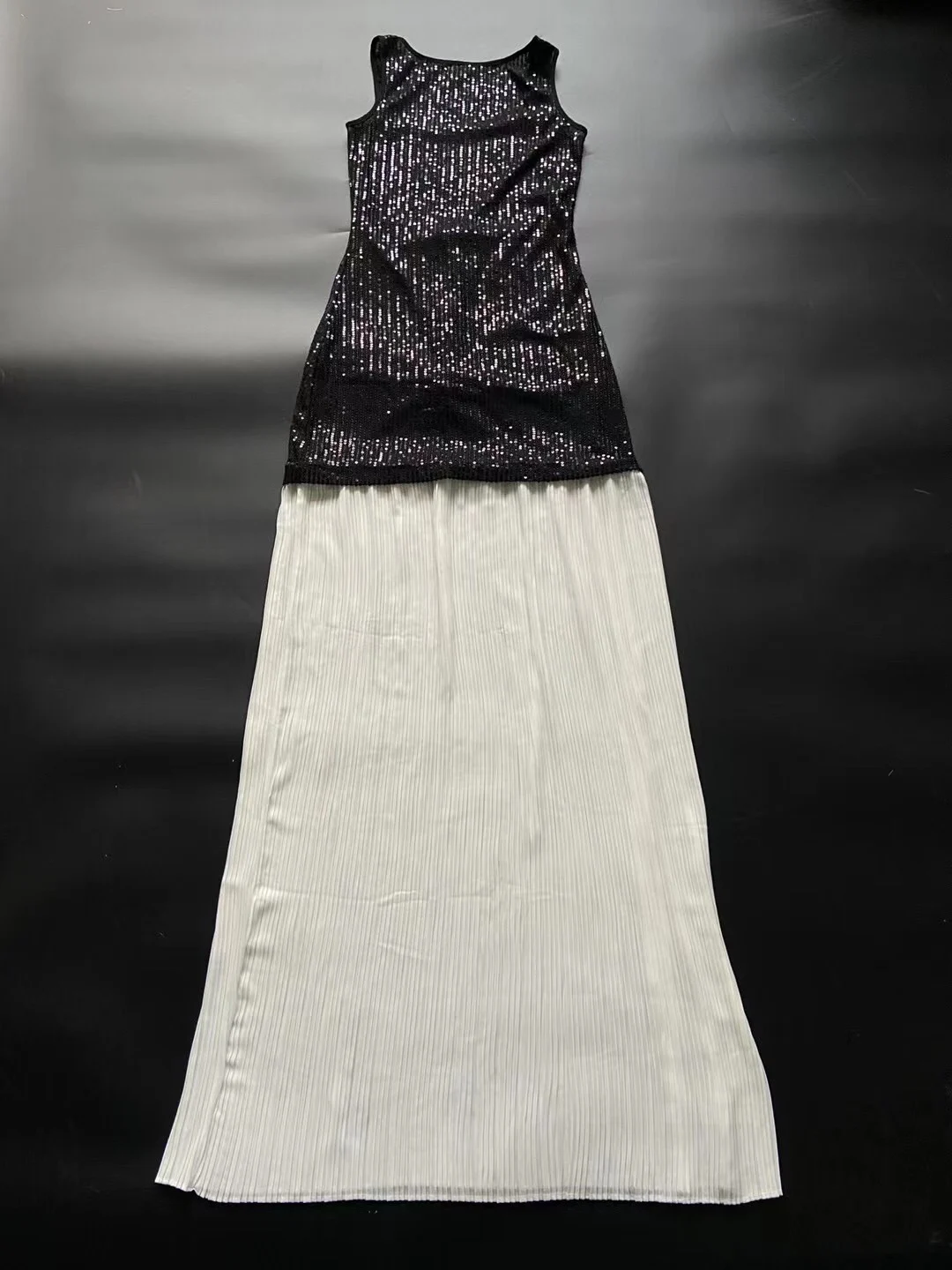 

2024 Women's Clothing Spliced sequin backless long skirt Spring Summer New 0504