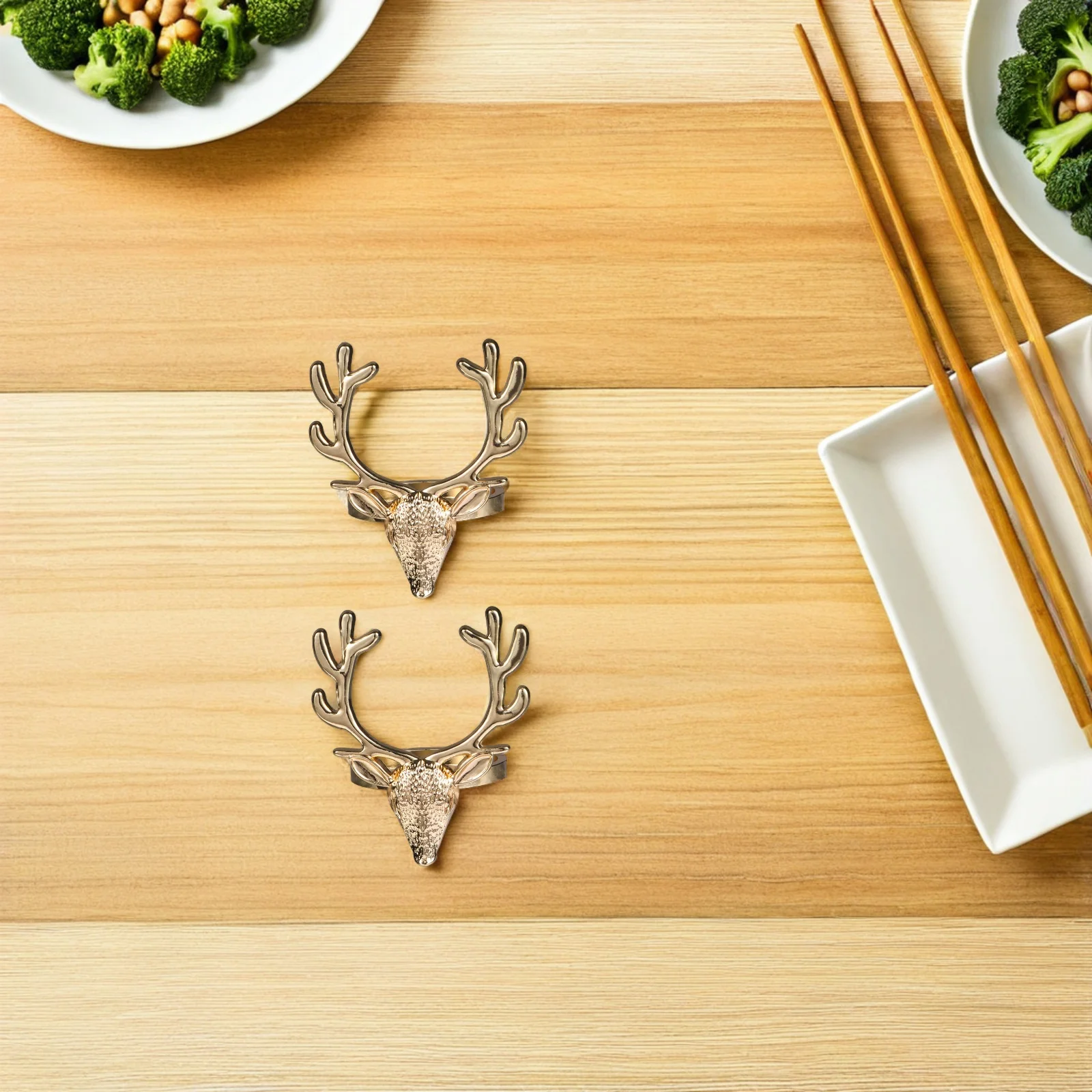 

8Pcs Christmas Deer Napkin Rings Metal Reindeer Head Buckles Holiday Dining Party Table Decoration Silver Chirstmas Napkin Rings