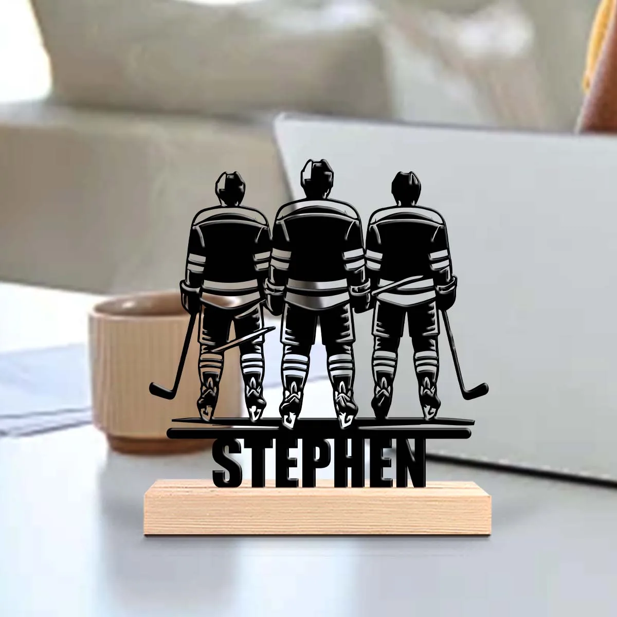 1pc Customized Minimalist Metal Ornaments Custom Name Equipped with Wooden Base Housewarming Gift,Metal Ornament Decoration