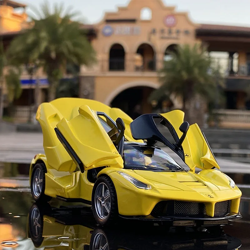 1:32 Toy Car Ferrari Laferrari Toy Alloy Car Diecasts & Toy Vehicles Car Model Miniature Scale Model Car Toys For Children 3