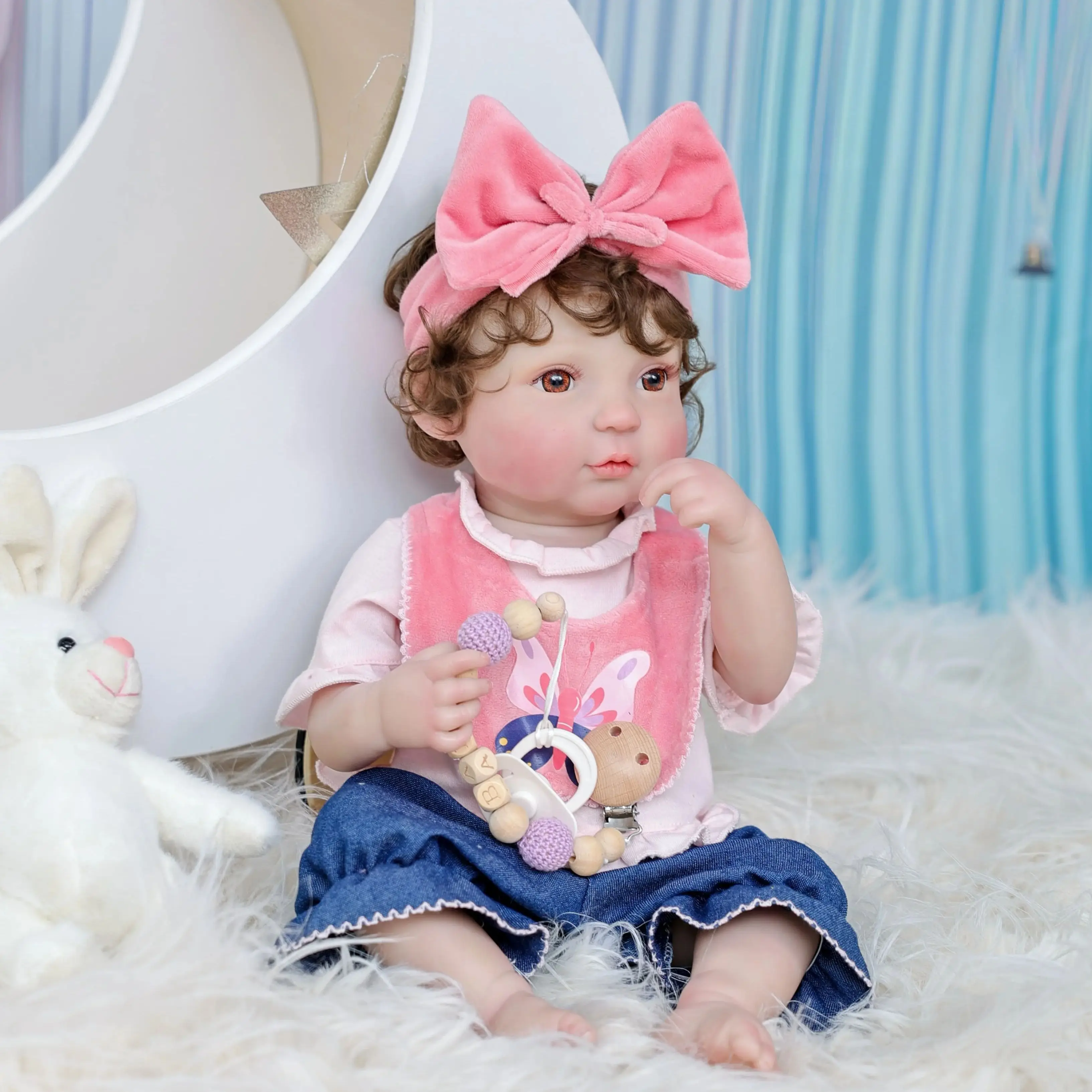 โคลเวอเรย์ 20 นิ้ว 49 ซม. ตุ๊กตาซิลิโคนไวนิลนุ่มคุณภาพสูงสำหรับแต่งตัว ของเล่นเด็กที่สมจริงและสวยงาม