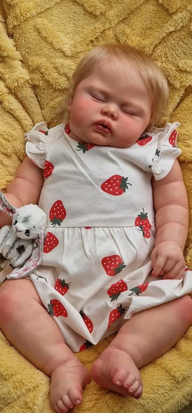 St.Store 24 Zoll lebensechte Schlafgurke in weichem Stoffkörper, wiedergeborenes Kleinkind, handverwurzeltes blondes Haar, kuschelige Babypuppe
