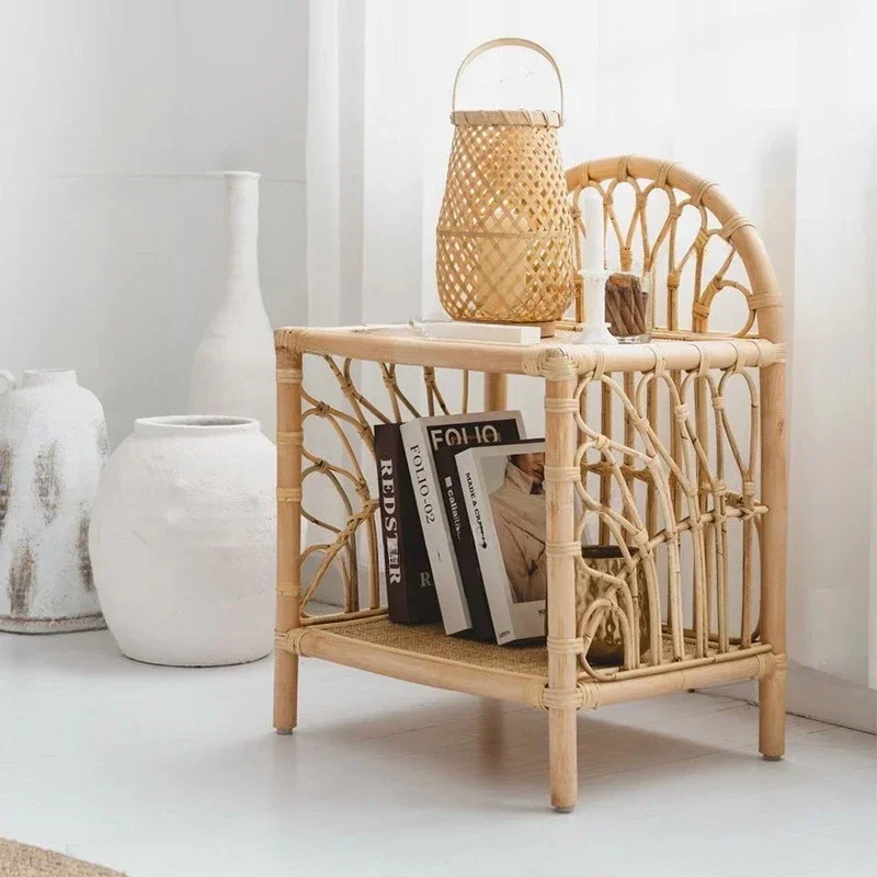 # Einfacher rattan gewebter Couchtisch, Schlafzimmer, Sofa, Beistelltisch, natürlicher indonesischer Rattan-Nachttisch, flexible mobile Zimmerschreibtische
