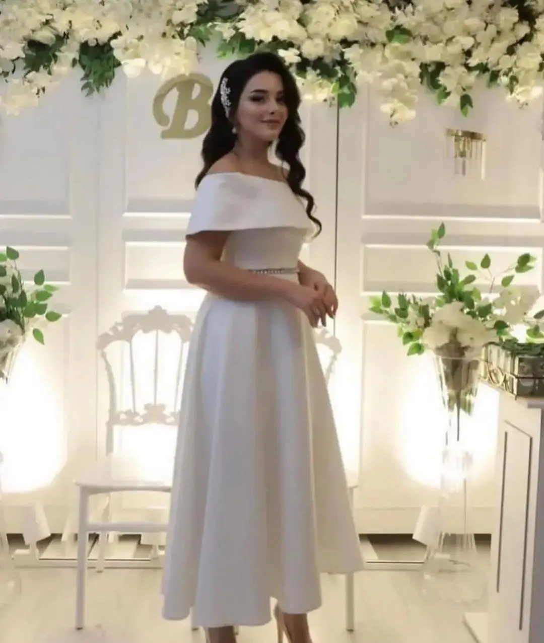 

Fairytale Ivory Saudi Arabia Prom Dresses Short Sleeves Evening Dresses Pleated Sequins Beadings Formal Party Dresses Robes The