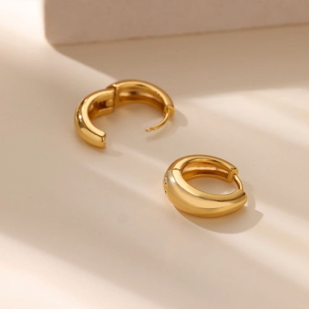 Thumbnail 3 - #18 Highest Rated Gold Earrings to Buy in 2026