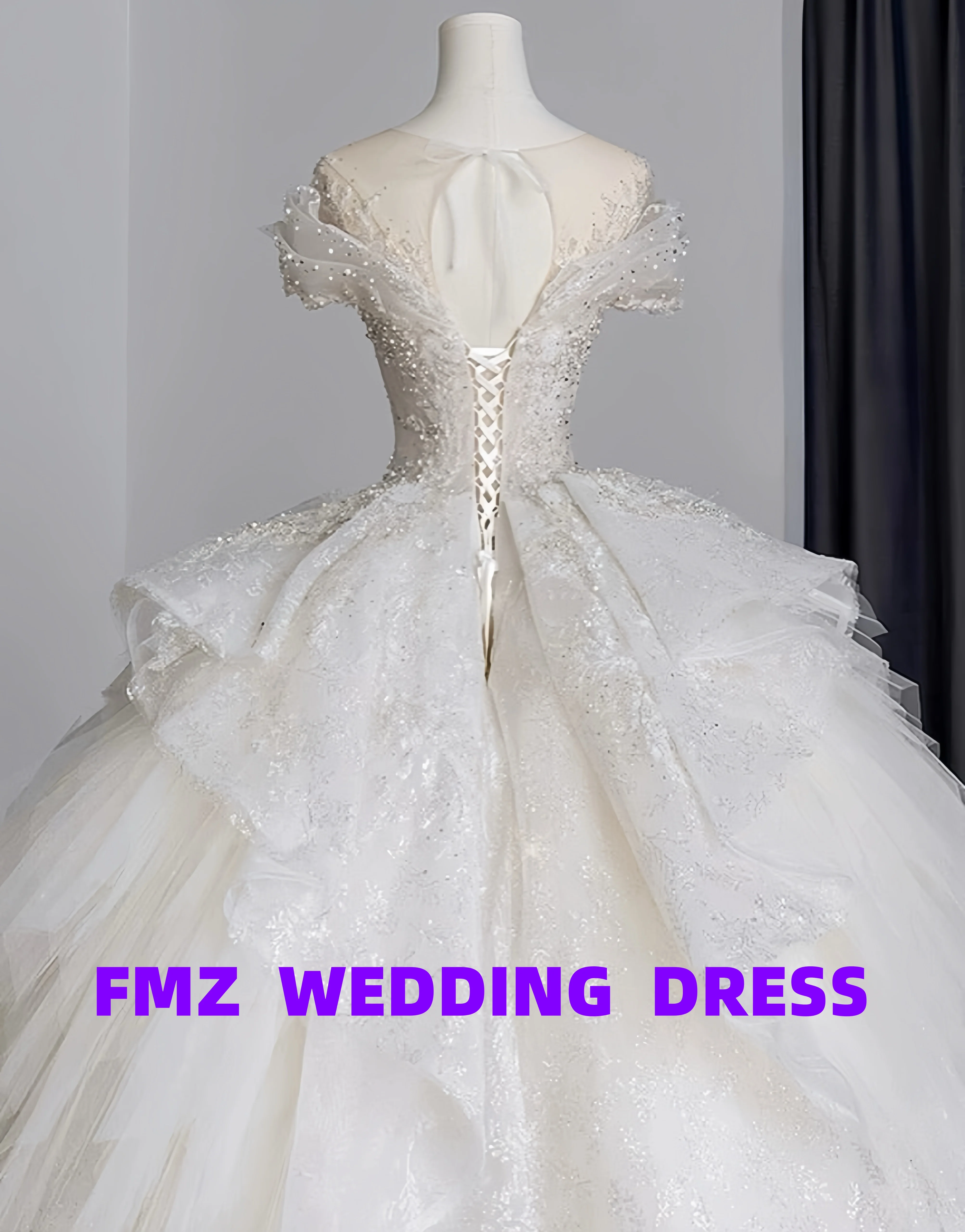 Customized round-neck short-sleeved Ball Gown luxury vestidos de novia wedding dress vestidos para mujer robe de mariee