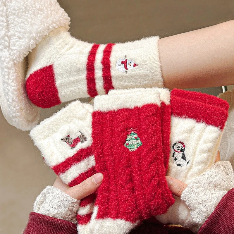 

Women's Cute Winter Thickened Coral Fleece Red Christmas Socks Embroidered Australian Fleece Natal New Year Sleep Socks