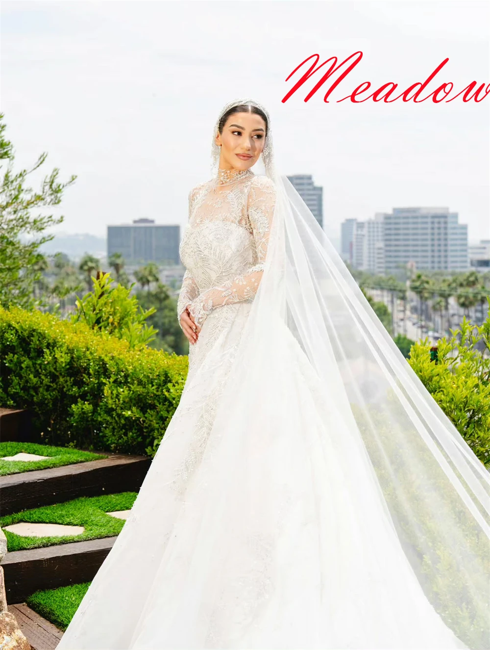 

Customized Exquisite White Tulle Bridal Gowns Elegant High Neckline Long Sleeves Wedding Dress Chapel Train Backless Dress