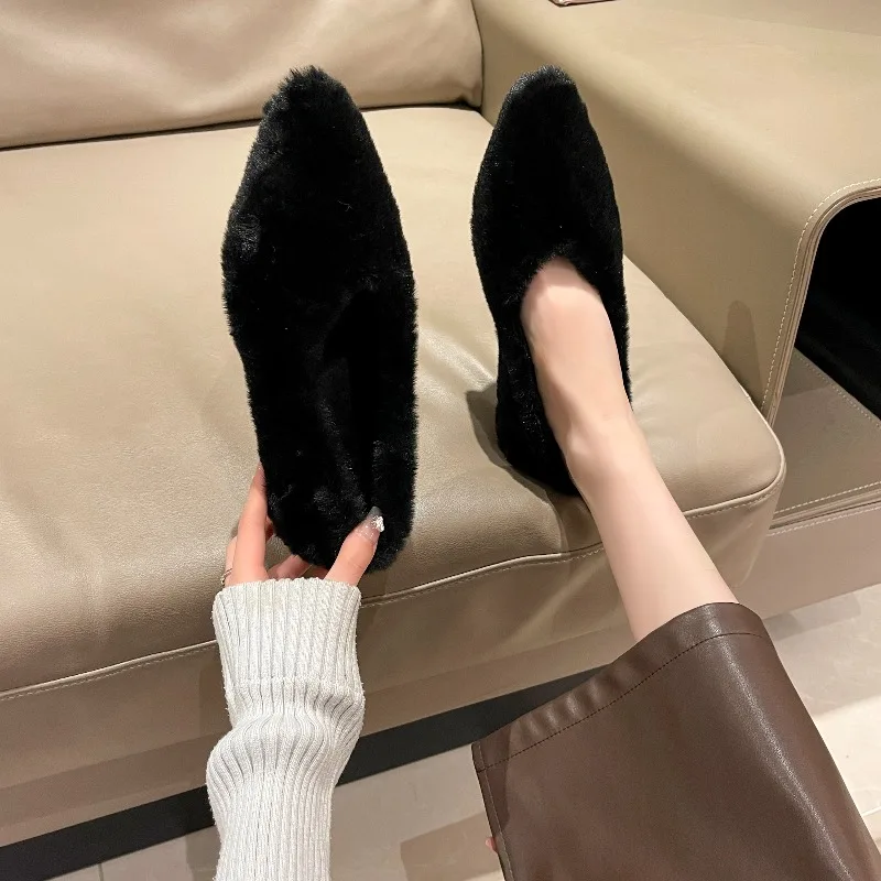 موضة أشار تو الفراء الباليه شقة امرأة شتاء دافئ أفخم الضحلة متعطل السيدات موجزة فروي الكعب فستان أحذية Zapatos Mujer #5