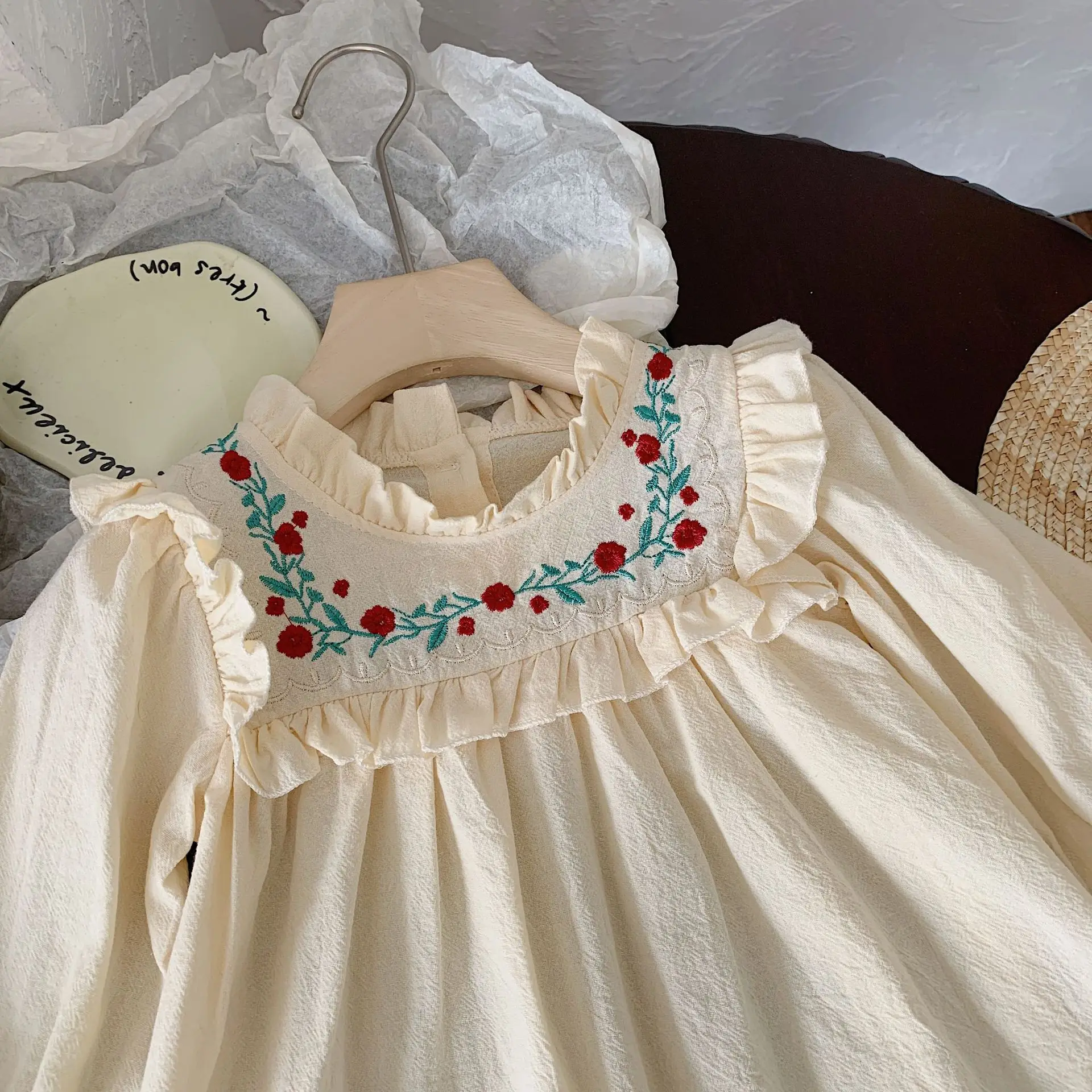 New Autumn Children Girls Dress Lace Collar Floral Embroidery Patchwork Baby Girls Dress Cotton Knee Length Kid Girls Dress