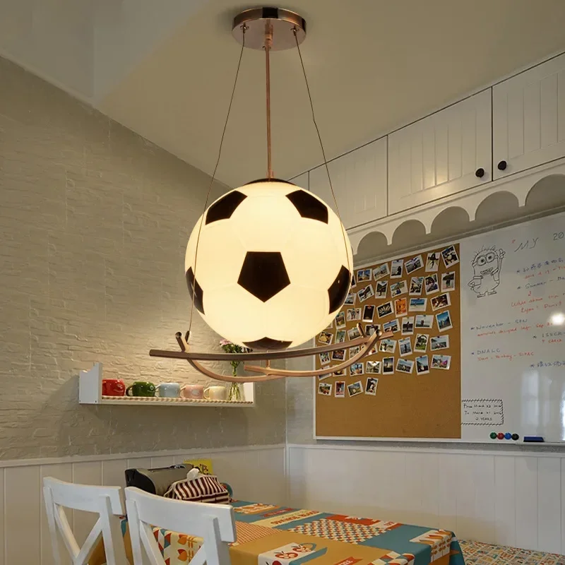 

GHJUYIOL YECTSKI Children's room chandelier creative personality football basketball boy girl cartoon light bedroom kindergarten